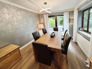 Dining Room - click for photo gallery